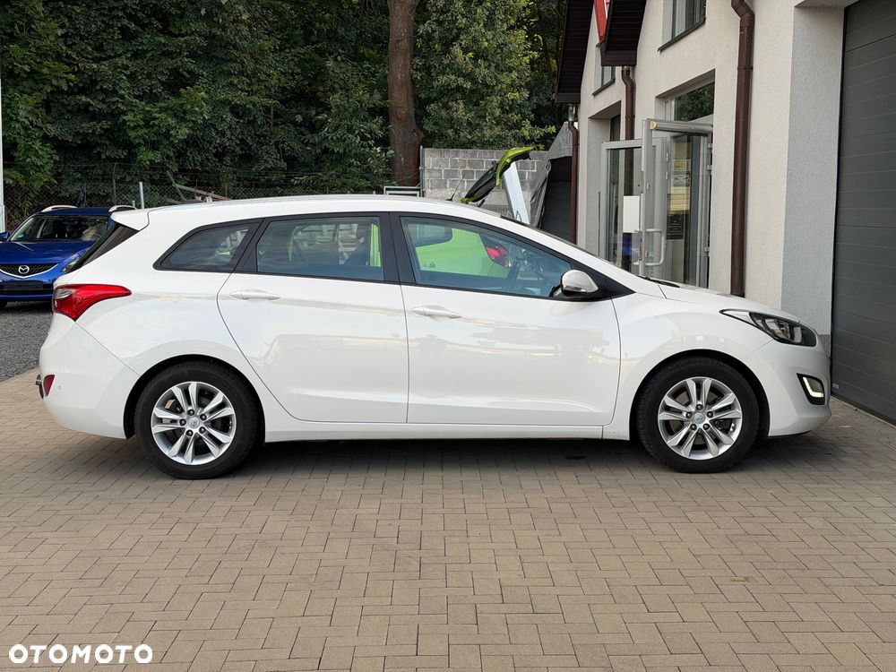 Hyundai i30 1.6 GDI BlueDrive Classic - 4