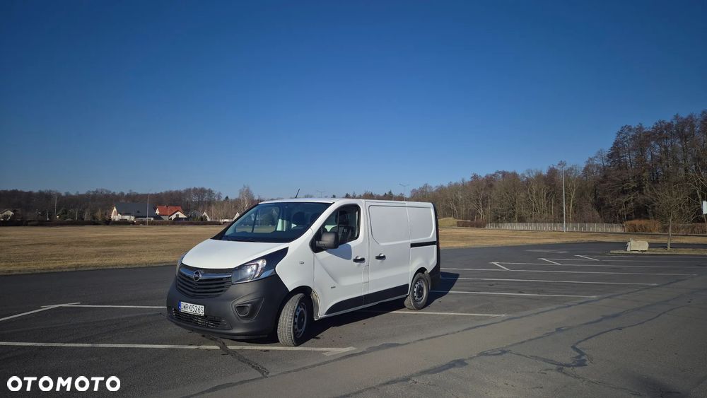 Opel Vivaro - 1