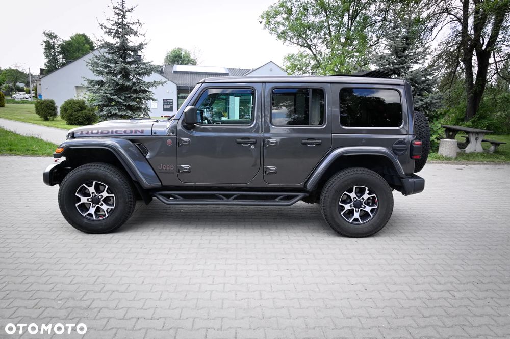 Jeep Wrangler - 1