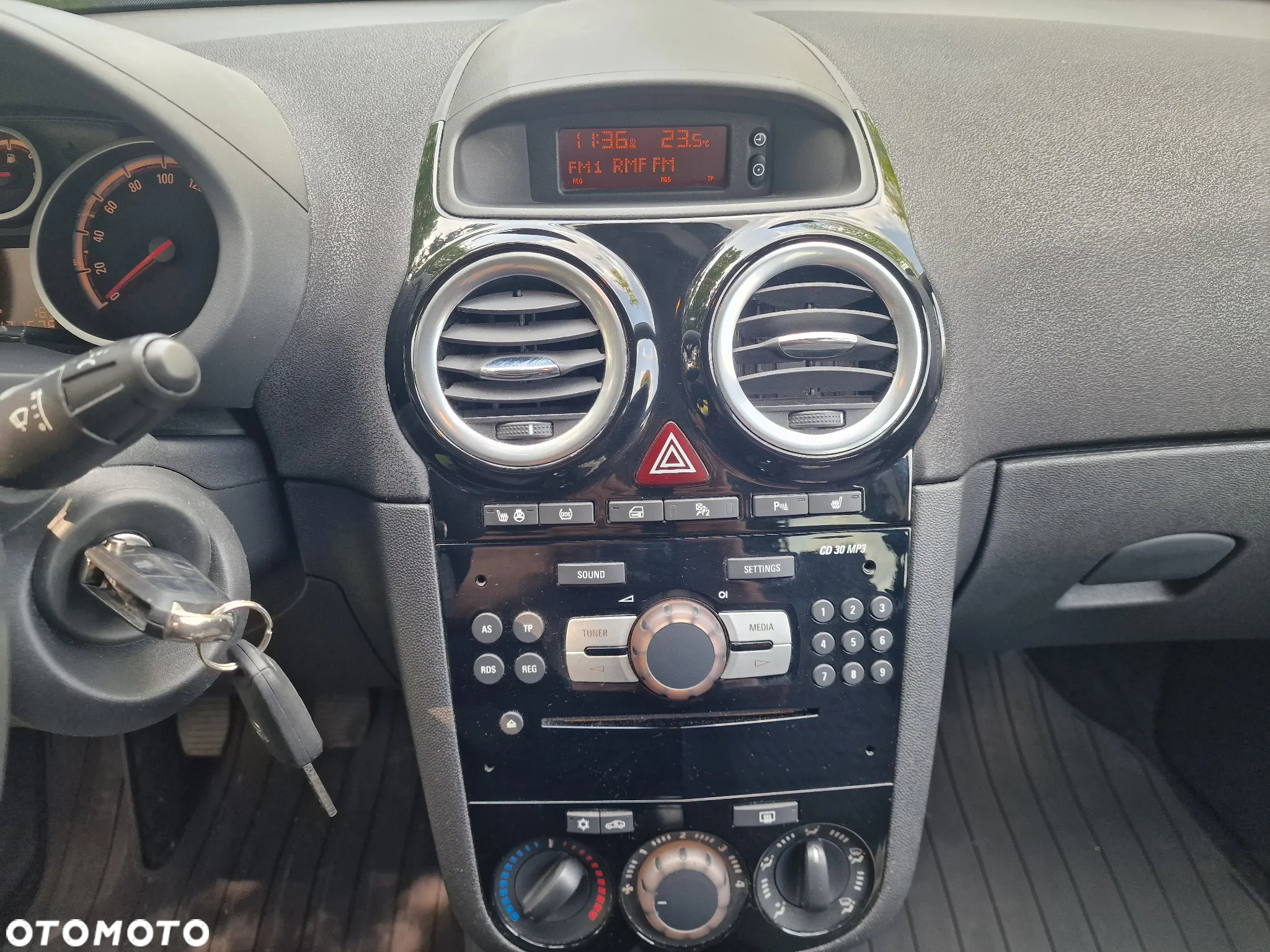 Opel Corsa - 28