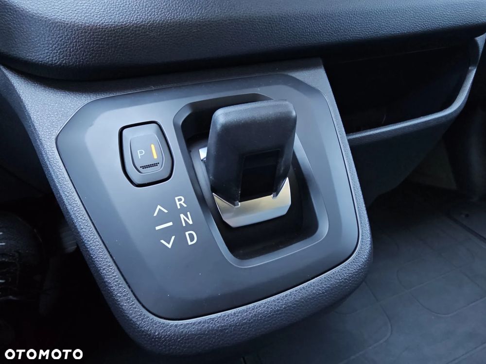 Renault Trafic 2.0 dCi EDC - 26