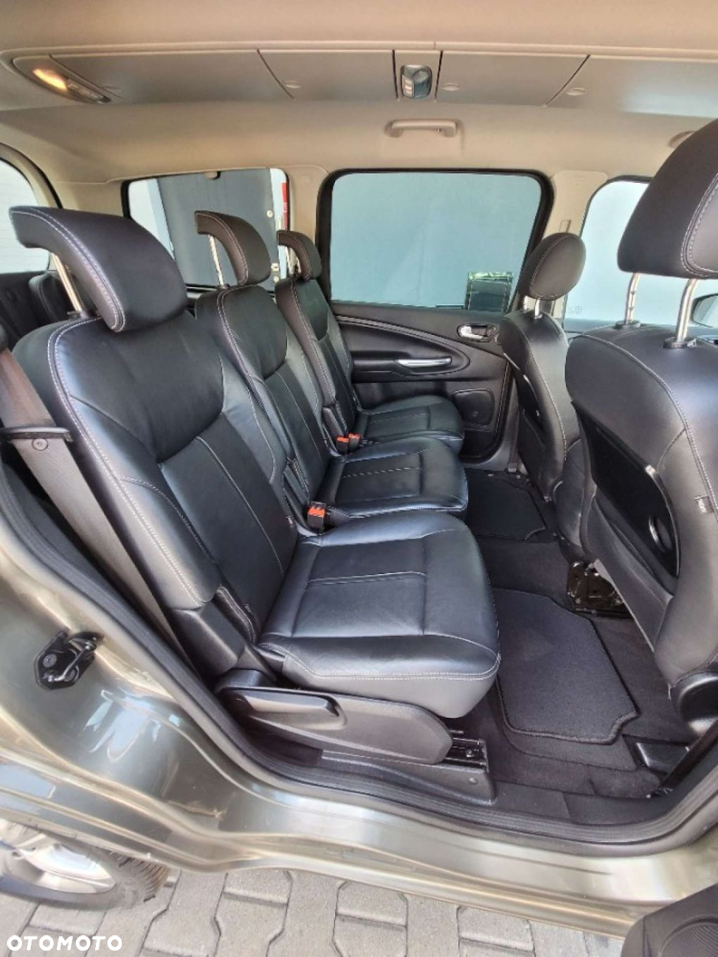 Ford Galaxy - 18