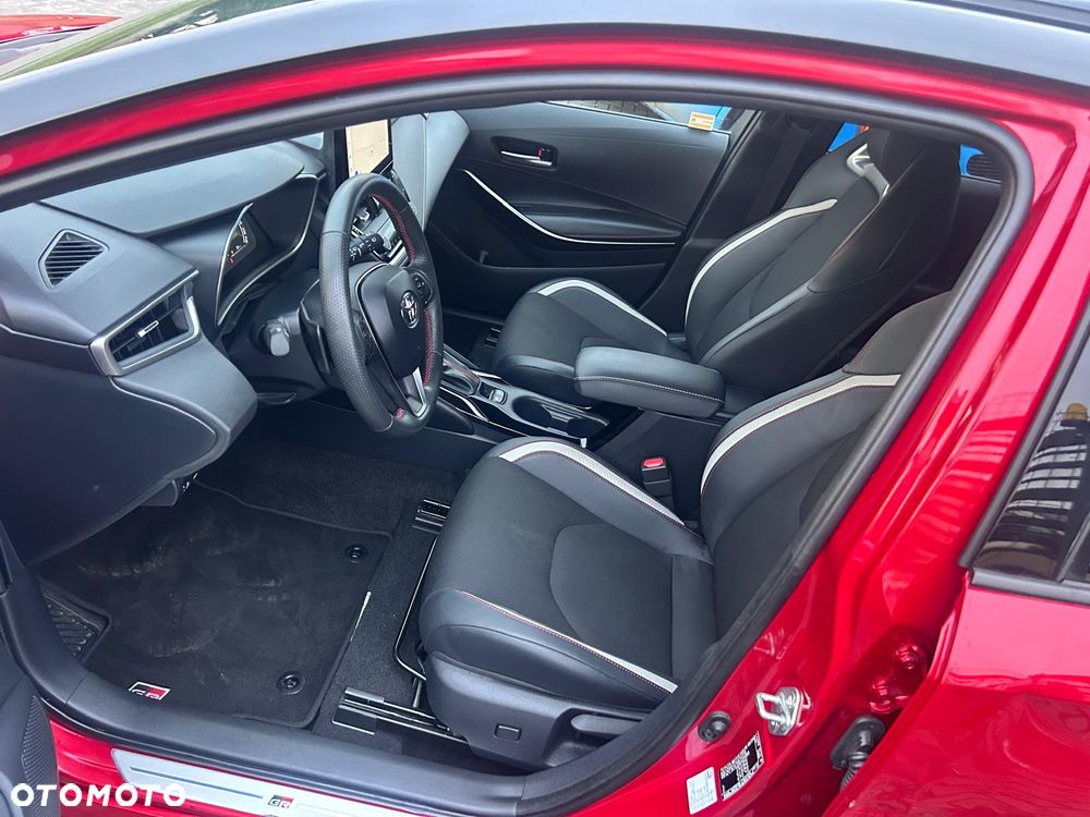 Toyota Corolla 2.0 Hybrid GR Sport Dynamic - 17