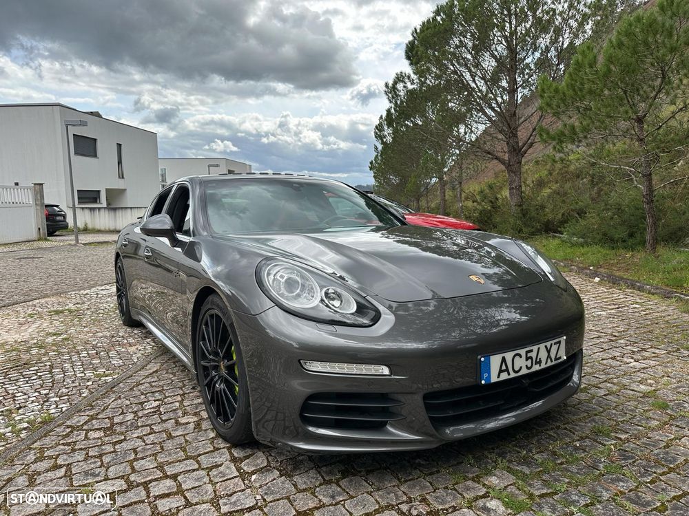 Porsche Panamera S Hybrid - 4