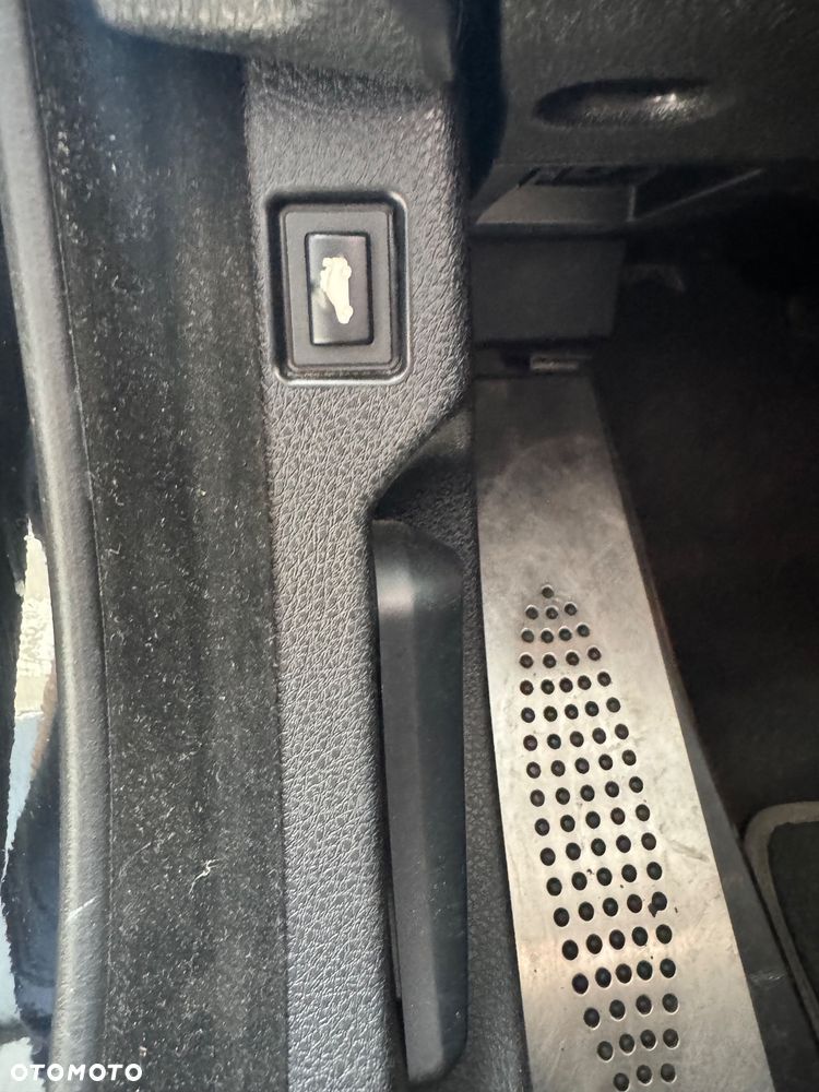 BMW Seria 5 - 16