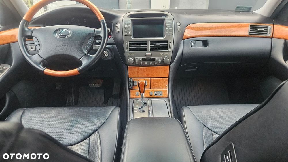 Lexus LS Standard - 9