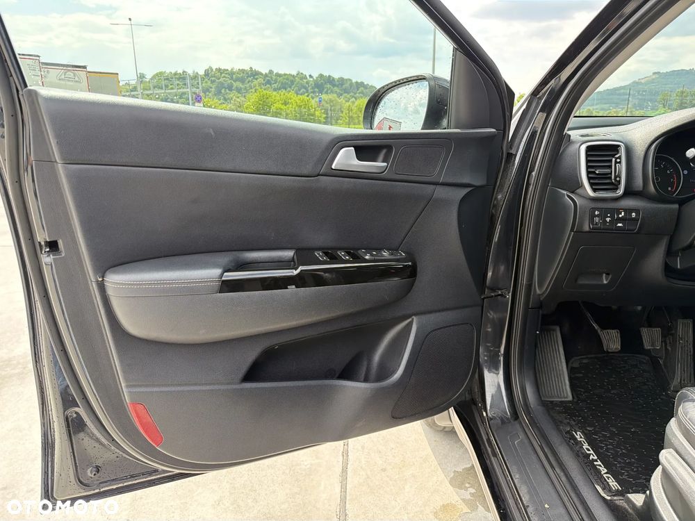 Kia Sportage 1.6 T-GDI Black Edition 4WD - 11