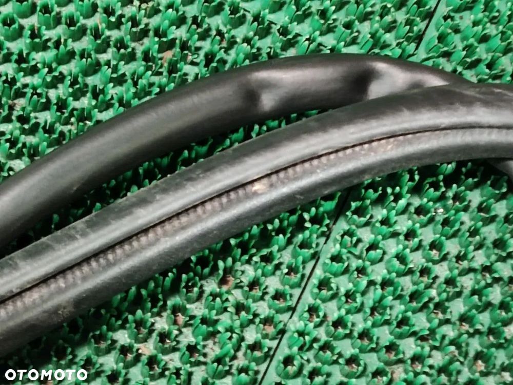 TOYOTA YARIS 19-24r Uszczelka Drzwi z Karoserii - 3