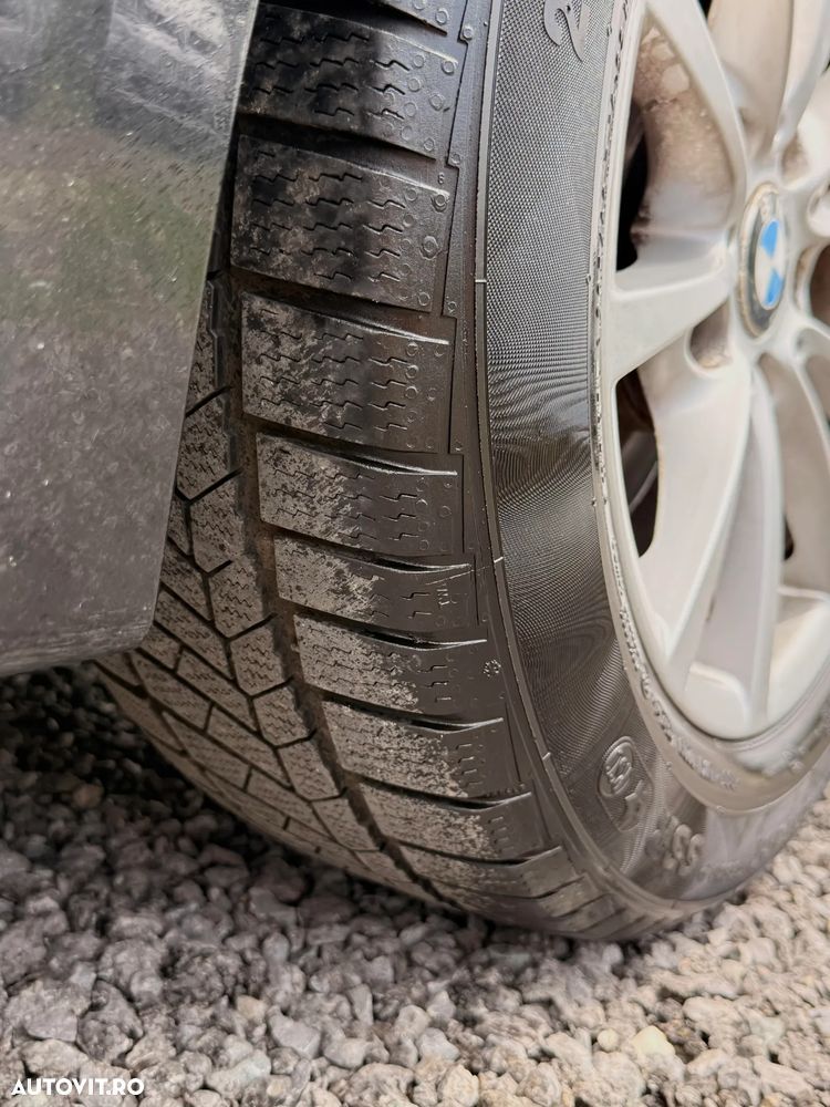 BMW Seria 3 318d Aut. - 35