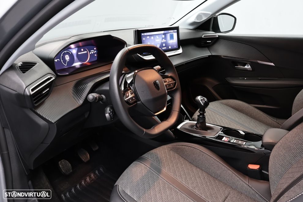 Peugeot 208 1.2 PureTech Allure - 21