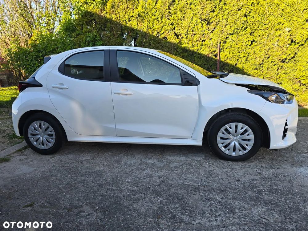 Toyota Yaris Hybrid 1.5 Selection Style - 4