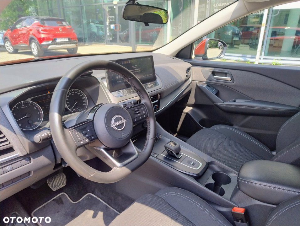 Nissan Qashqai - 12
