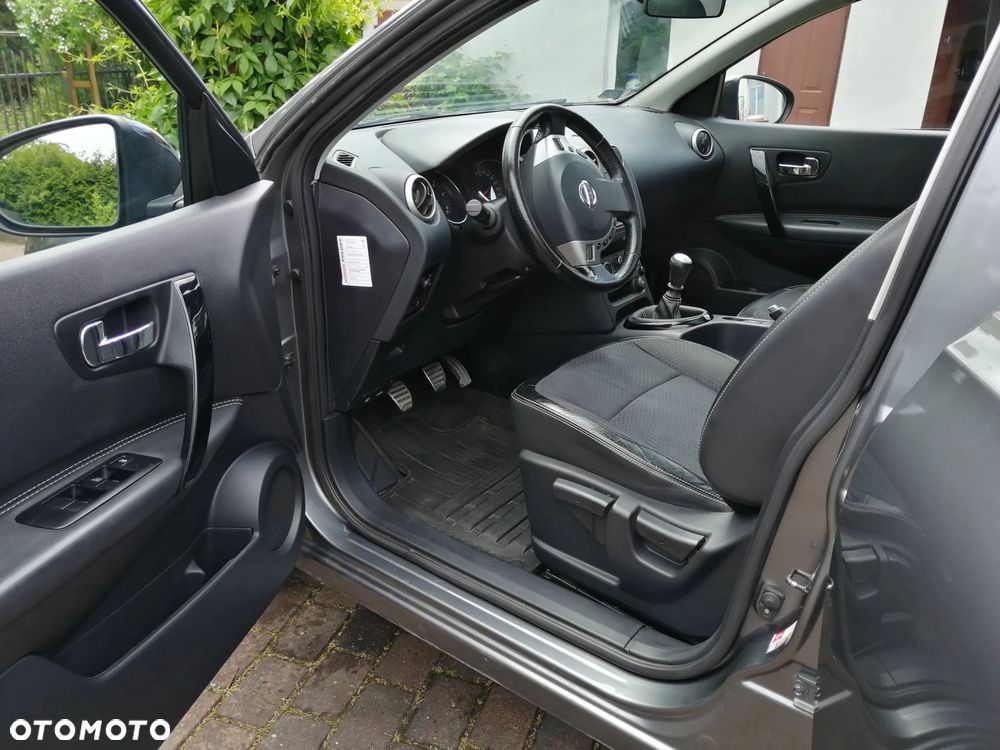 Nissan Qashqai+2 - 11