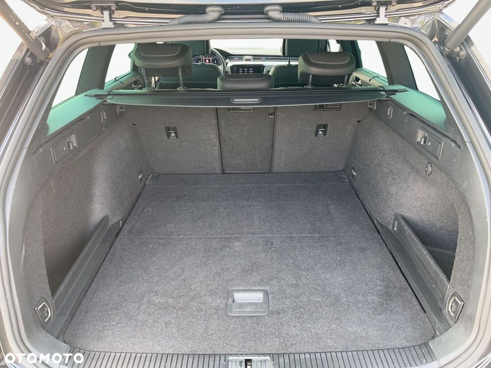 Volkswagen Passat Alltrack - 18