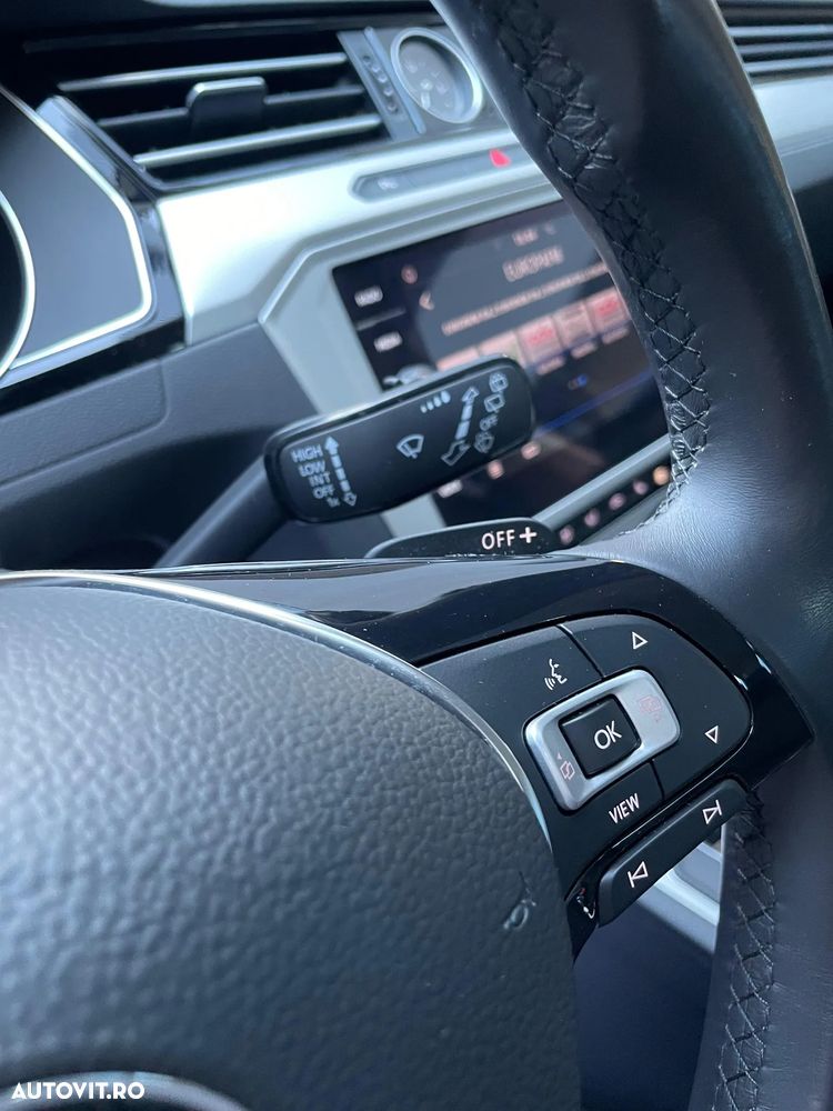 Volkswagen Passat 2.0 TDI DSG 4Motion Comfortline - 8