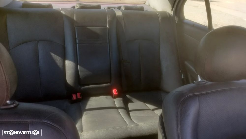 Mercedes-Benz E 270 CDi Elegance - 3