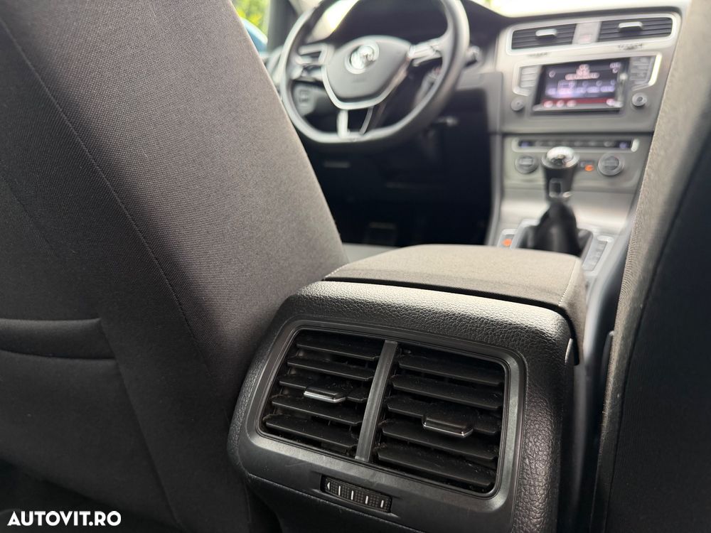 Volkswagen Golf 1.6 TDI DPF BMT Comfortline - 9
