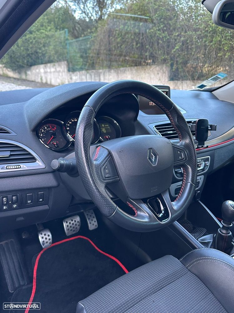 Renault Mégane Sport Tourer 1.5 dCi GT Line J18 - 9