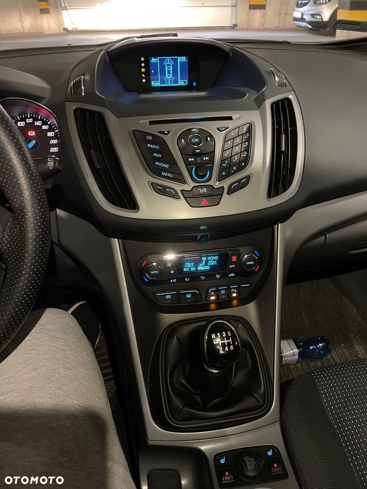 Ford Grand C-MAX - 9