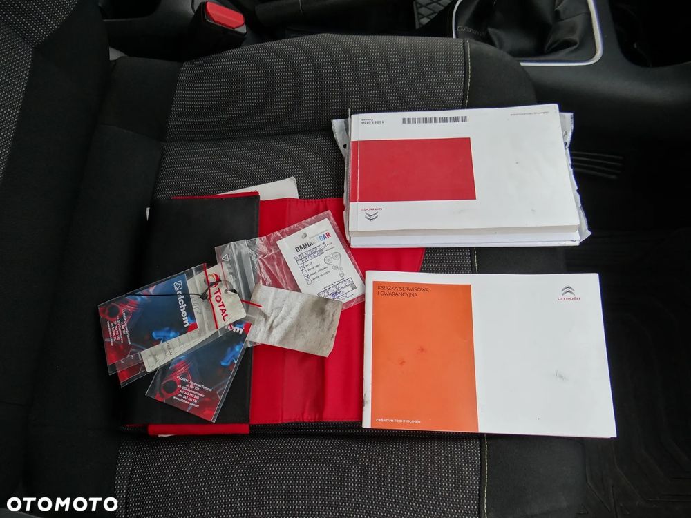 Citroën C3 Pure Tech 82 SHINE - 30