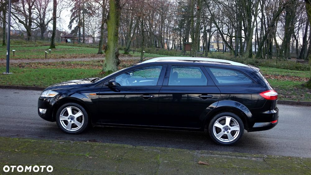 Ford Mondeo - 28