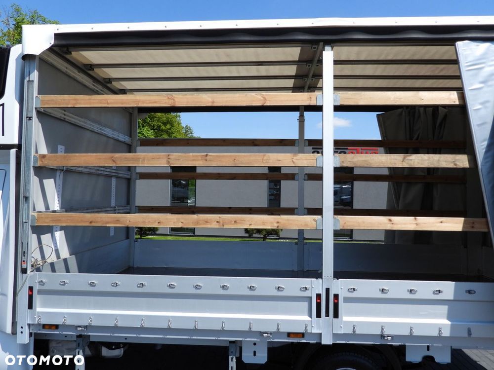 Renault MASTER  PLANDEKA 10 PALET WEBASTO TEMPOMAT LEDY PNEUMATYKA KLIMATYZACJA  165KM - 25