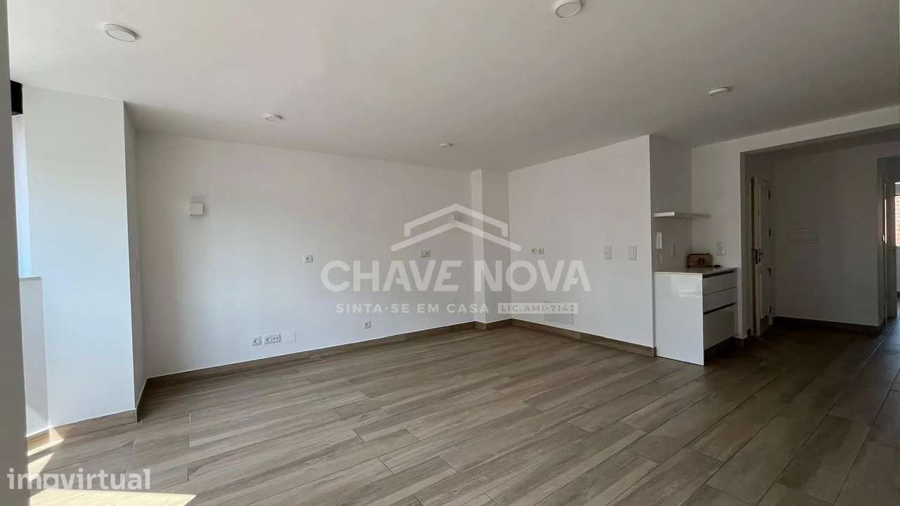T1 Na Avenida da República — Vila Nova de Gaia - Grande imagem: 4/12