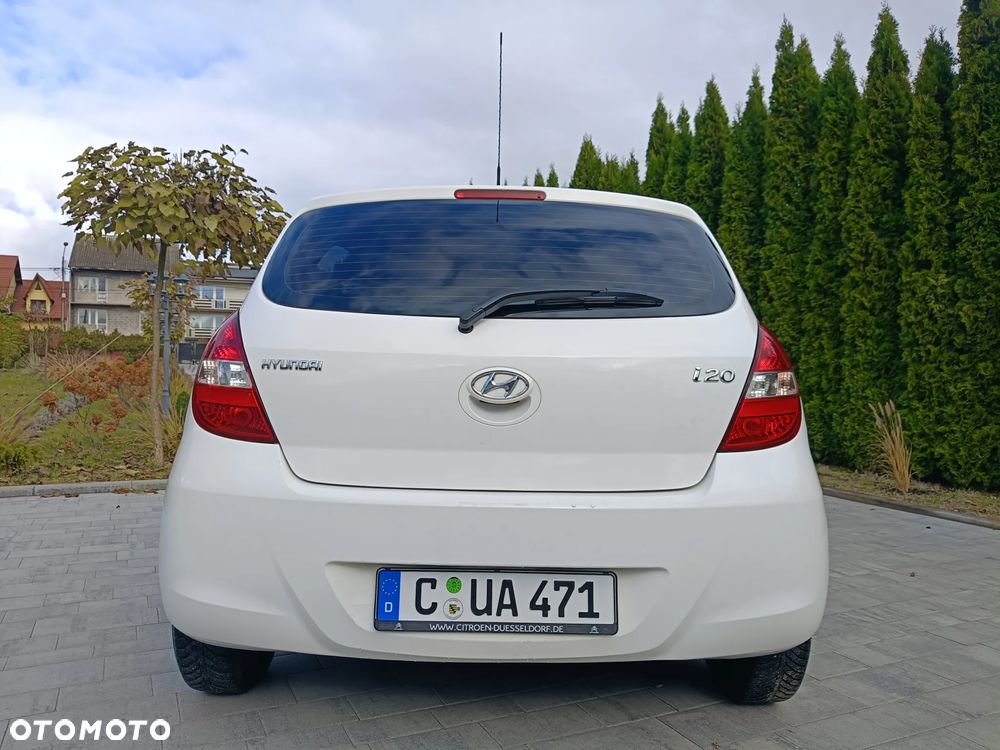 Hyundai I20 2011 photo 5