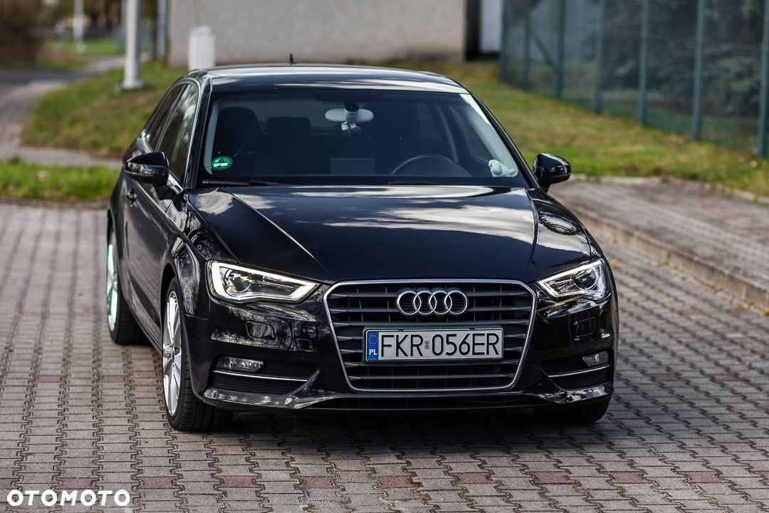 Audi A3 2.0 TDI S tronic sport - 1