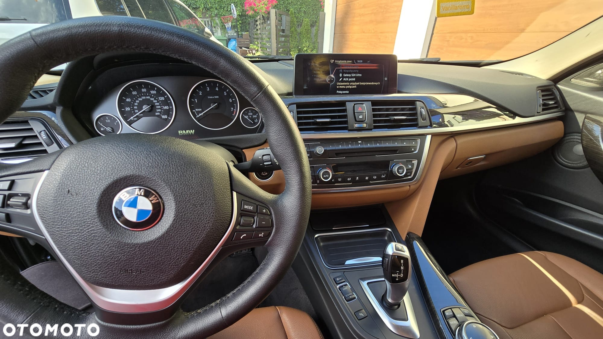 BMW Seria 3 335i xDrive Luxury Line - 31