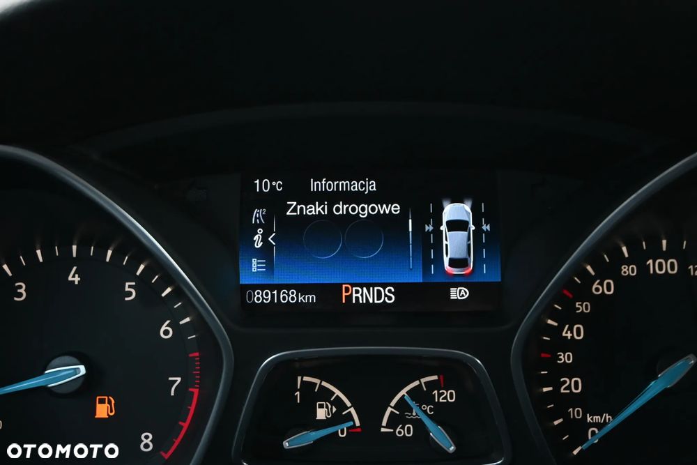 Ford Focus SW 1.5 EcoBoost S&S ST-LINE - 40