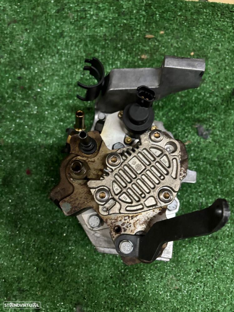 Bomba alta pressão Peugeot 206 307 1.4 Hdi - 4