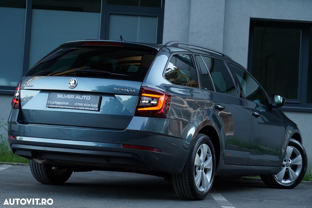Skoda Octavia 2.0 TDI DSG Edition - 28