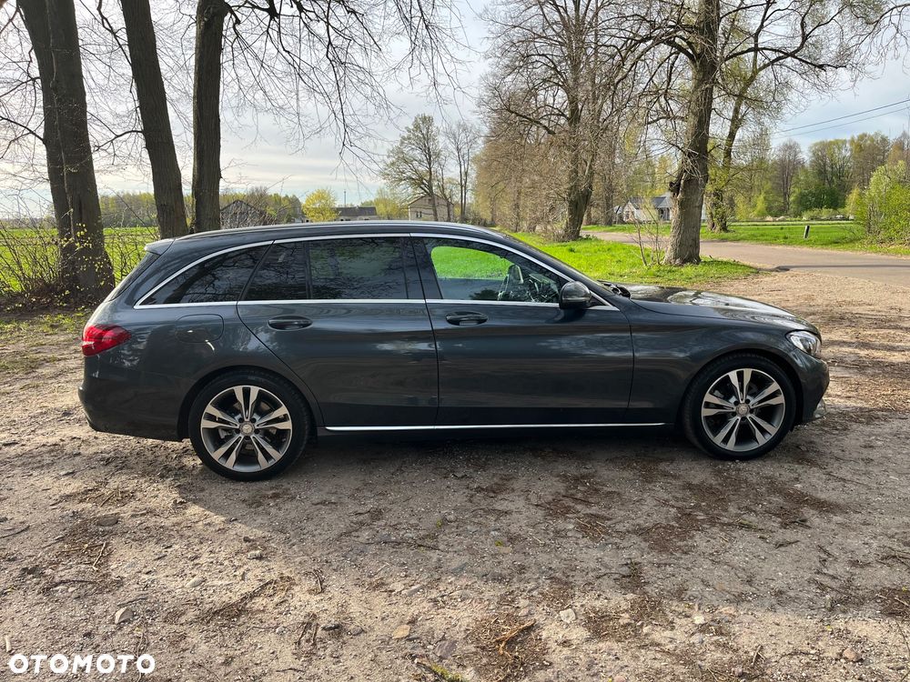 Mercedes-Benz Klasa C 200 (BlueTEC) d 7G-TRONIC AMG Line - 4