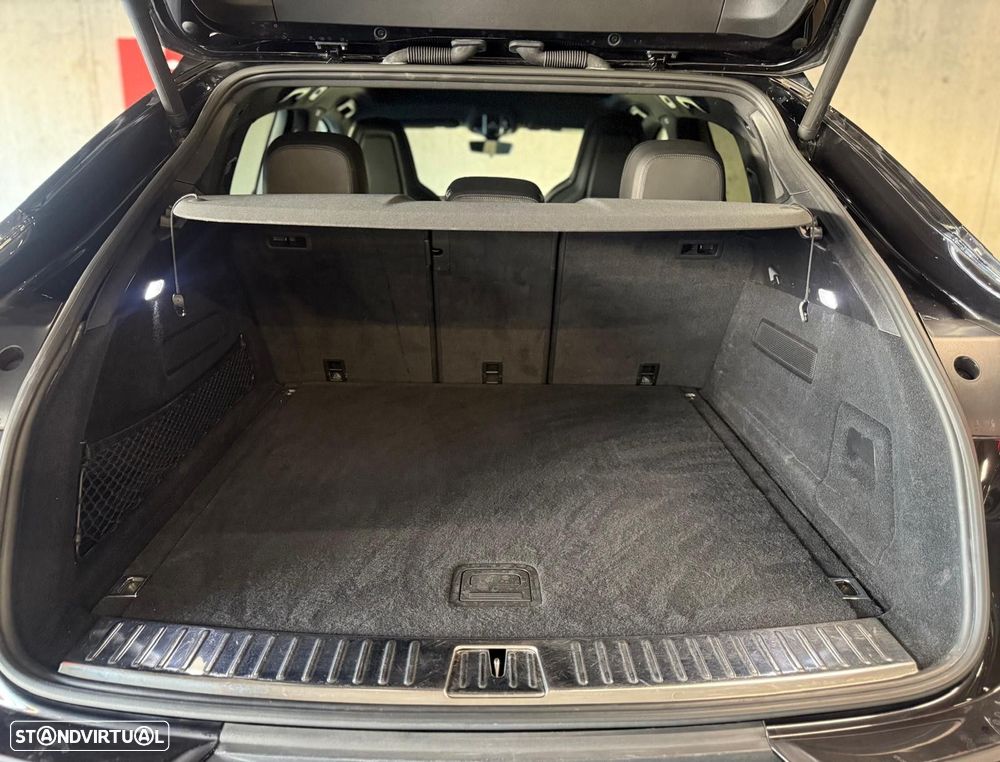 Porsche Cayenne Coupé E-Hybrid - 37