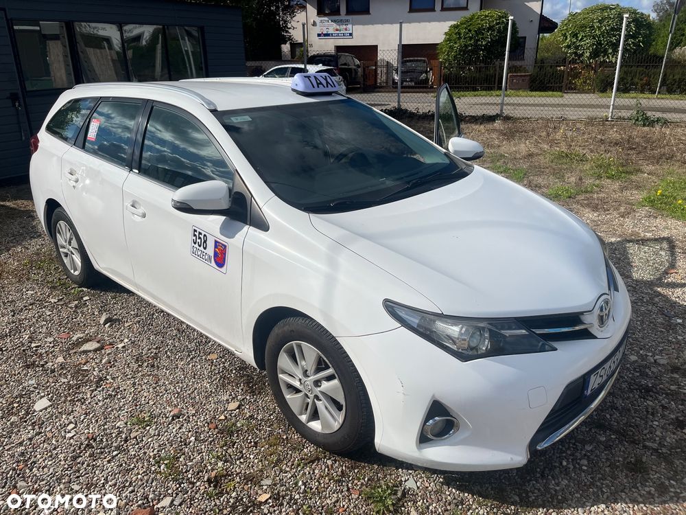 Toyota Auris - 3