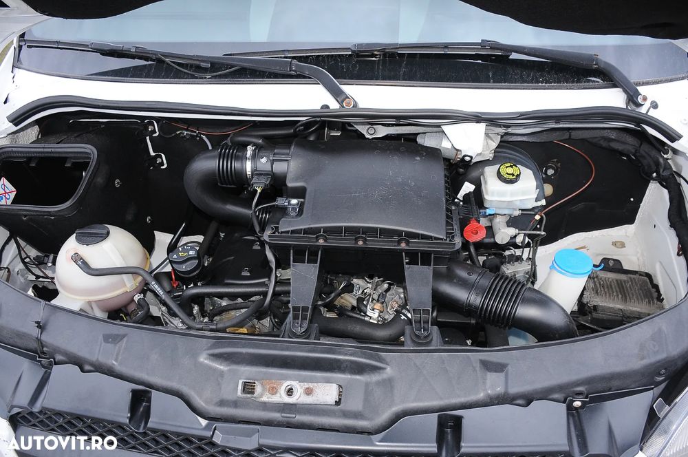 Mercedes-Benz Sprinter - 15