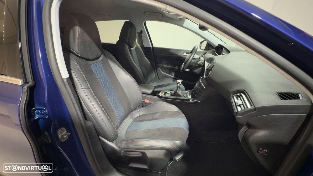 Peugeot 308 1.2 PureTech Allure Full LED - 16