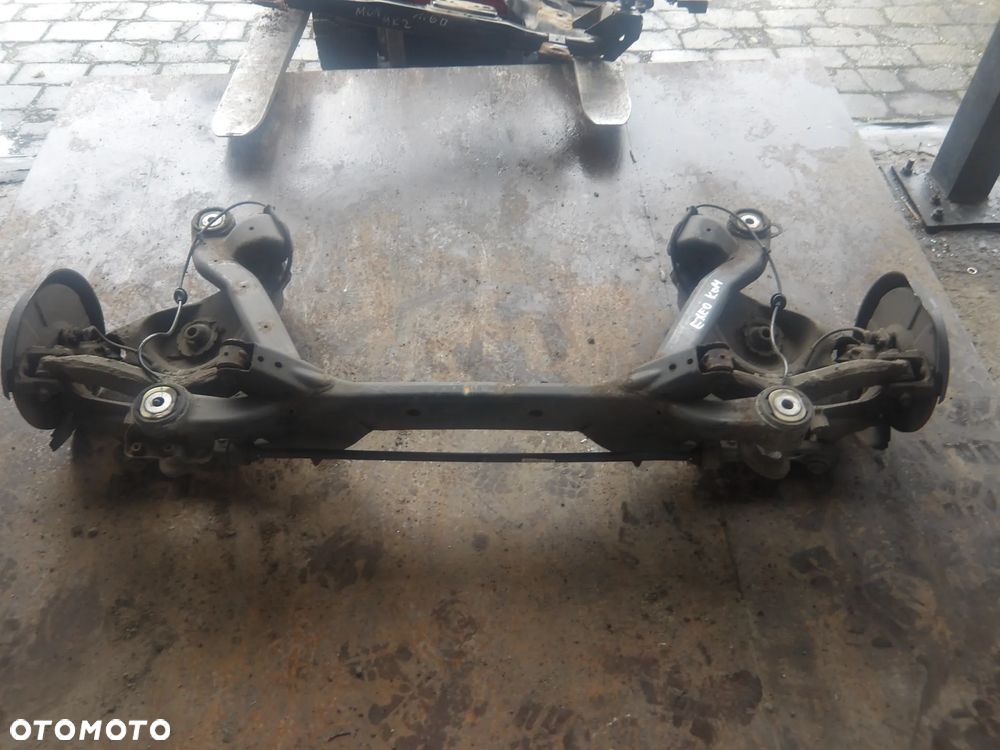 SEAT EXEO KOMBI 08-13 2.0TDI BELKA ZAWIESZENIA TYŁ TYLNA - 1