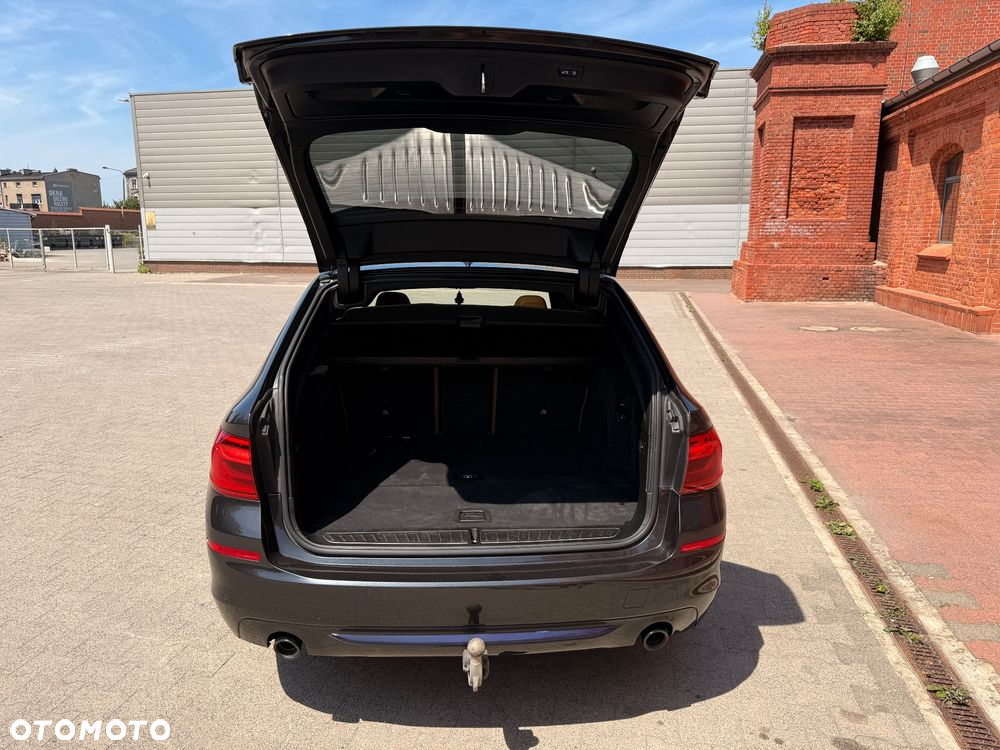 BMW Seria 5 520d Touring Sport Line - 12