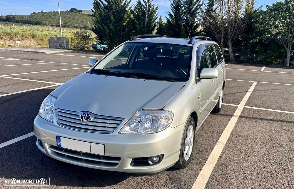 Toyota Corolla SW 1.4 VVT-i Sol - 4