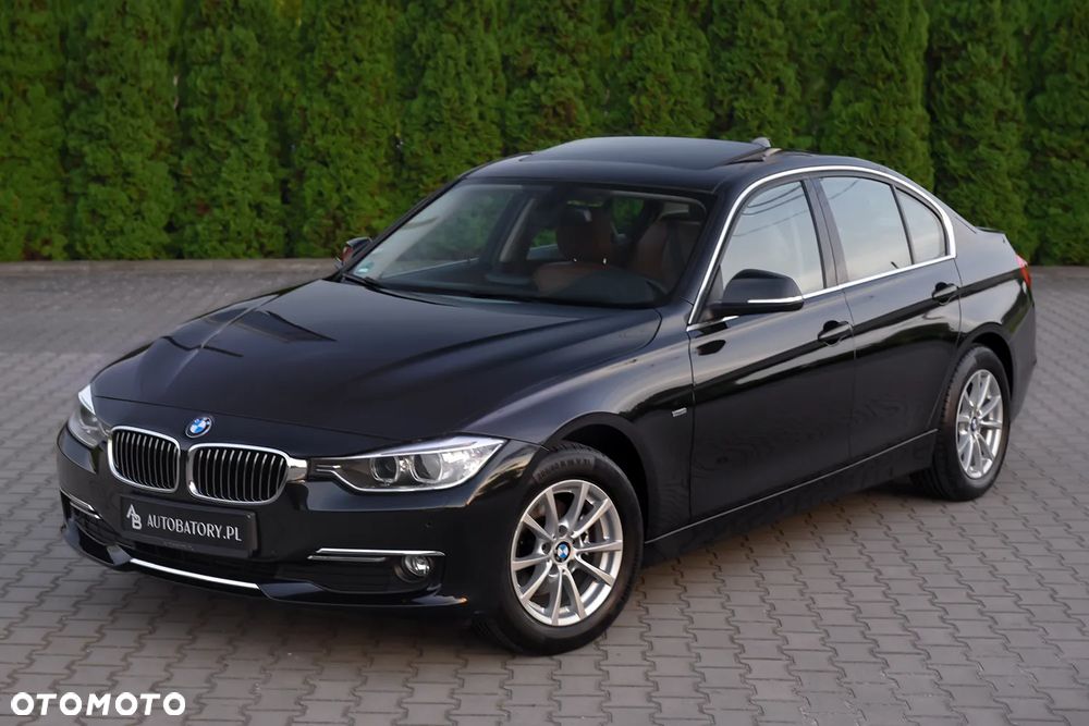 BMW Seria 3 318d Luxury Line - 17