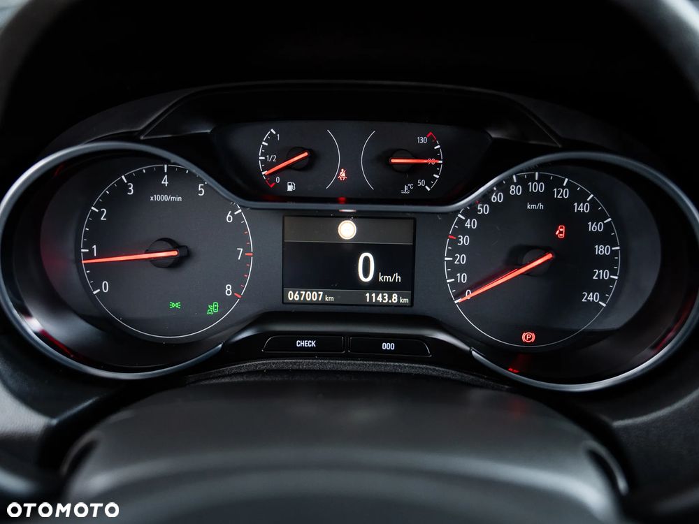 Opel Grandland X 1.2 Start/Stop Business INNOVATION - 33