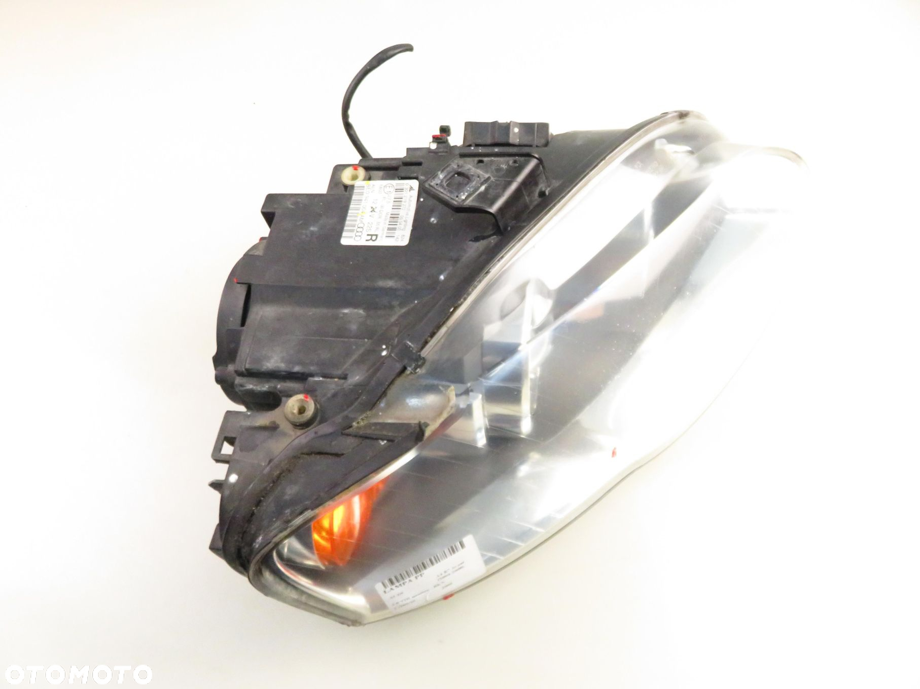 LAMPA PRAWA PRZEDNIA AUDI A4 B7  XENON 8E0941004AM - 9