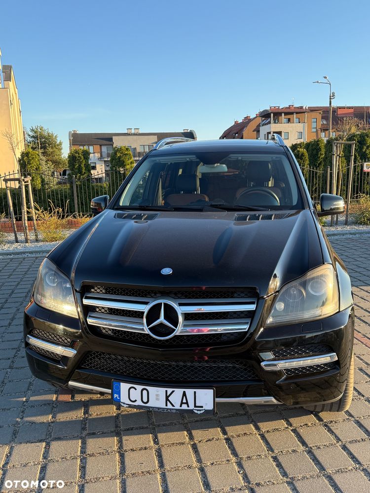 Mercedes-Benz GL 450 - 4