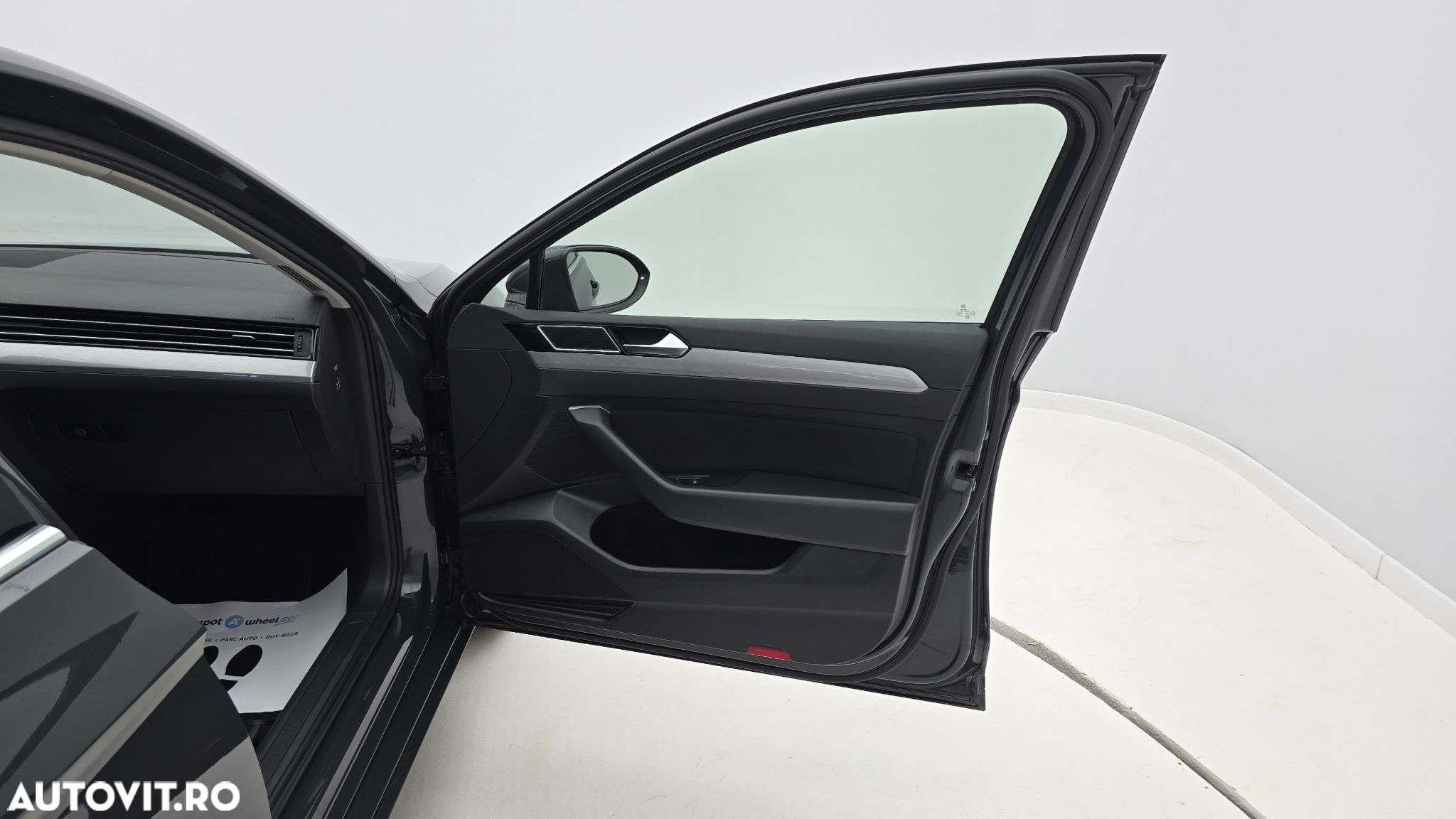 Volkswagen Passat - 18