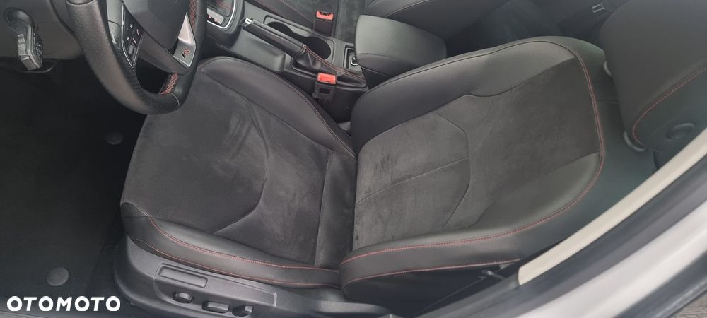 Seat Leon 2.0 TDI DPF DSG FR - 18