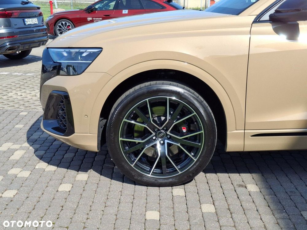 Audi SQ8 - 9