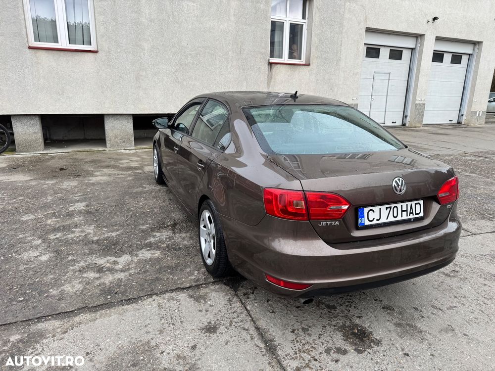 Volkswagen Jetta 1.6 TDI DPF Comfortline - 2
