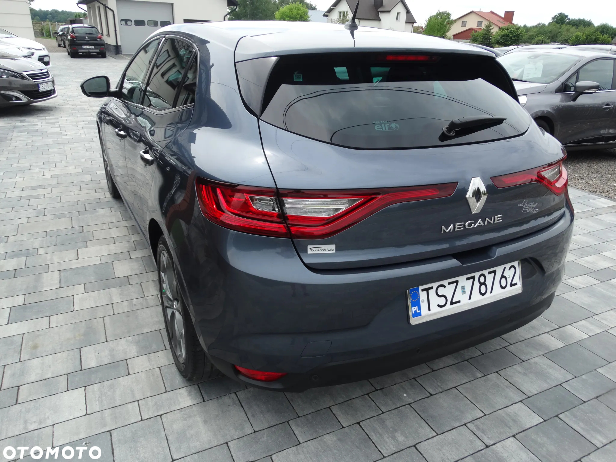 Renault Megane 1.2 Energy TCe Limited - 14